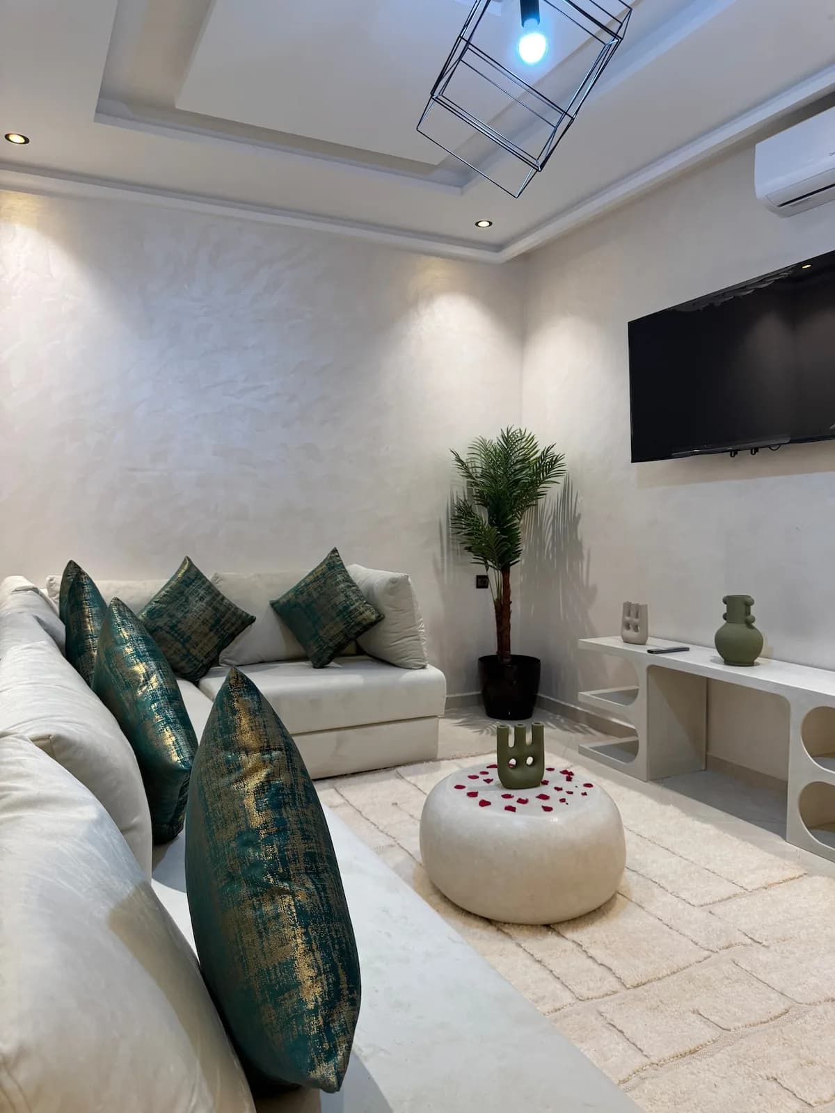 Salon image 2