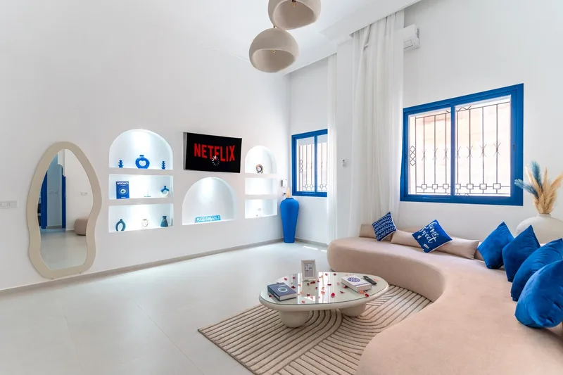 Proche Centre • 1BR Style Mykonos • A/C • Piscine
